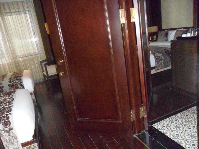 Golden Lotus Boutique Hotel Hanoï Extérieur photo